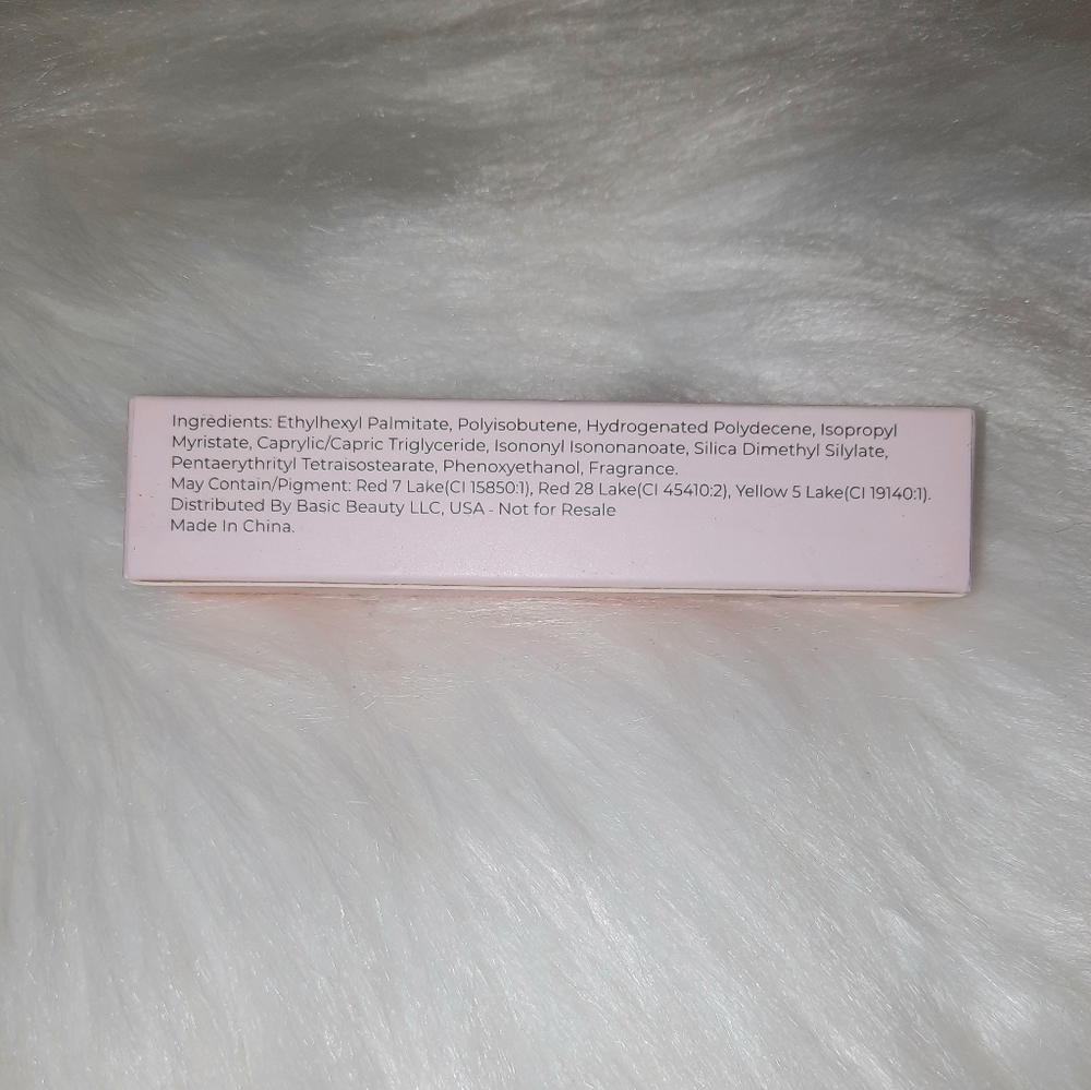 Basic Beauty Lip Oil💋 - Picture 2 of 6